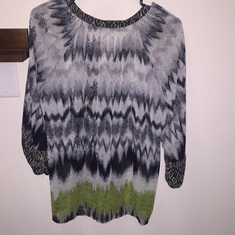 Patterned flowy blouse - Picture 4 of 4